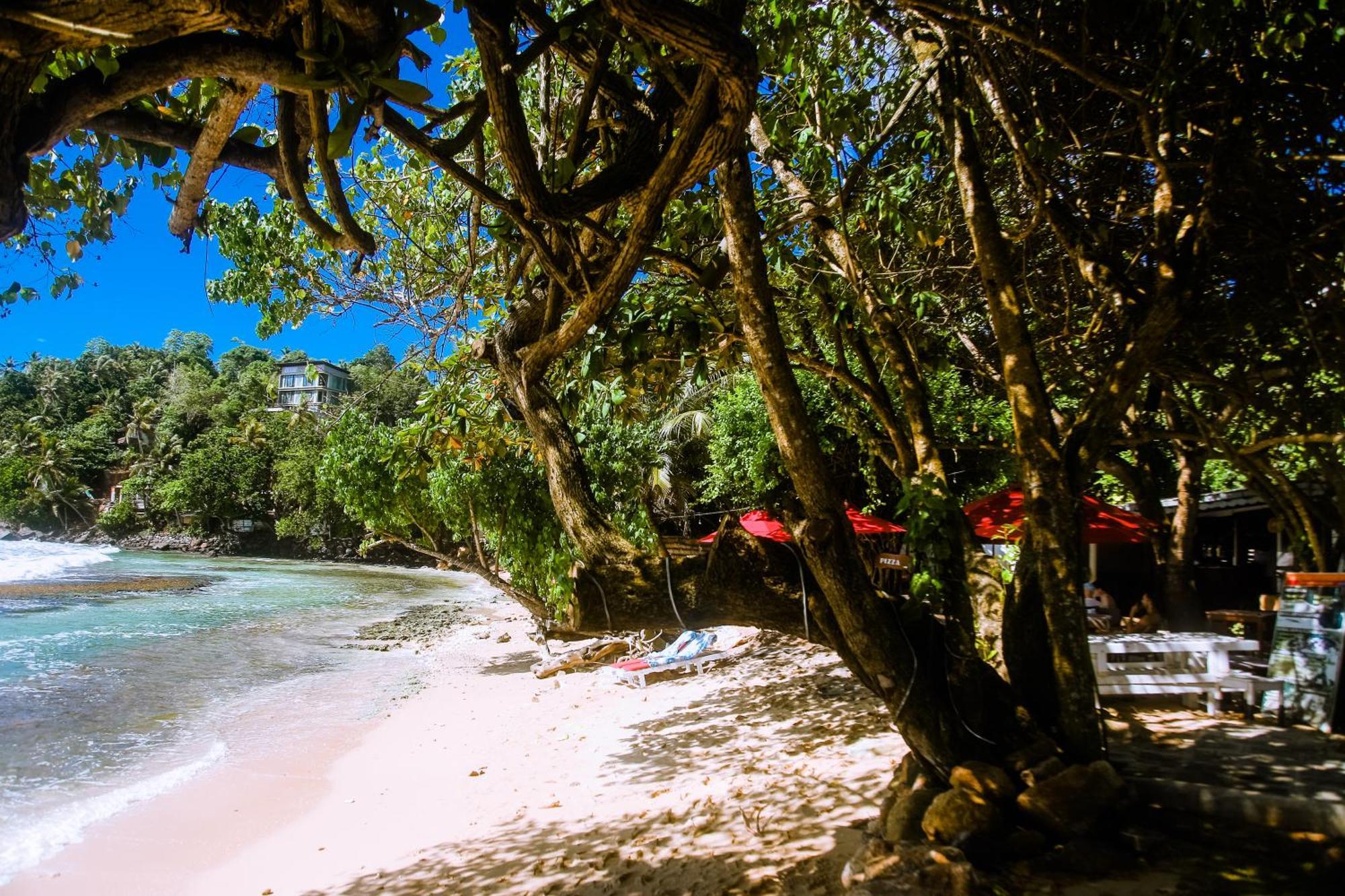 Отель Surf Sea Breeze Мирисса Экстерьер фото